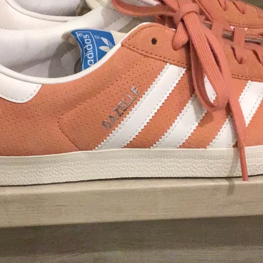 Adidas Gazelle Sneakers in Salmon and White - Picture 5 of 9